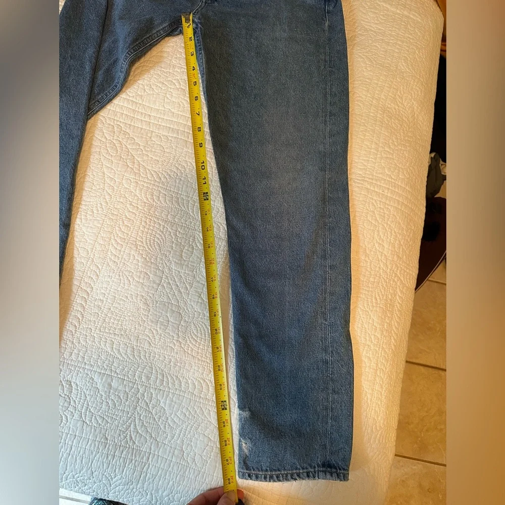 Agolde Straight Leg Jeans in Medium Blue Wash - Picture 11 of 11